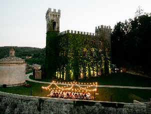 Schicke Hochzeit in Cortona Villa - Details des Empfangs